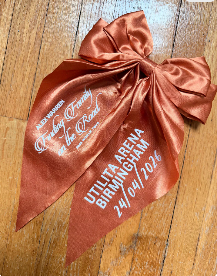 Alex Warren "Finding Family on the Road" Concert Hair Bow