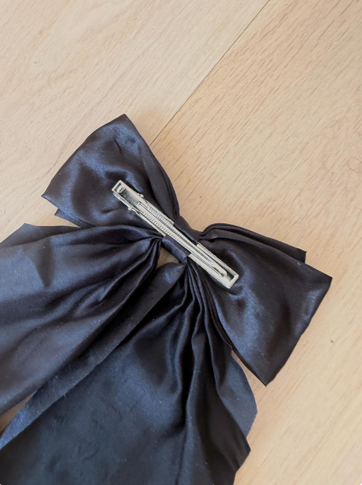 Usher & Chris Brown "The R&B Tour" Concert Hair Bow